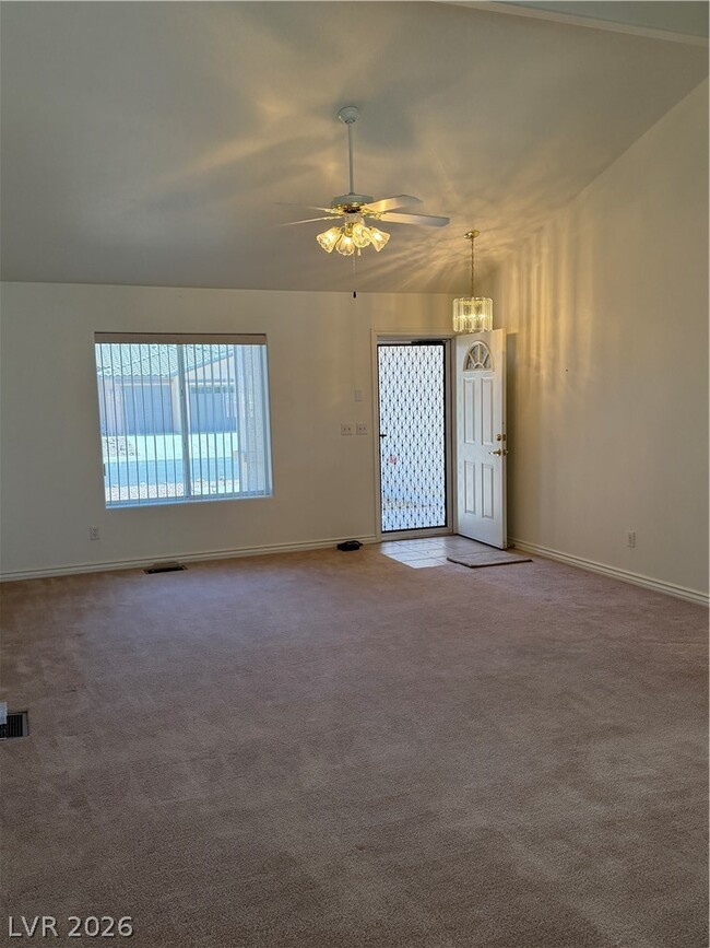 Building Photo - 5776 Badlands Ln