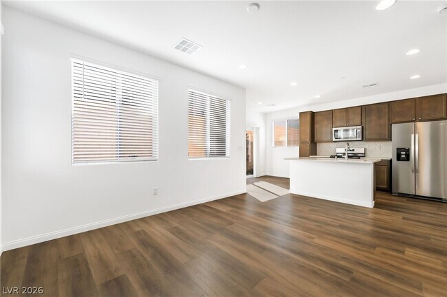 Building Photo - 399 Mary Baer Wy