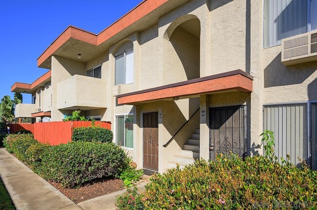Foto del edificio - 9562 Carroll Canyon Rd