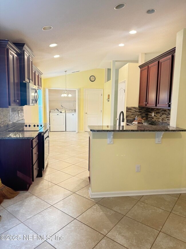 Building Photo - 54 Colorado Springs Way