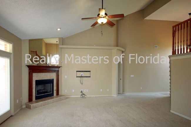 Foto del edificio - 3803 Tiger Point Blvd