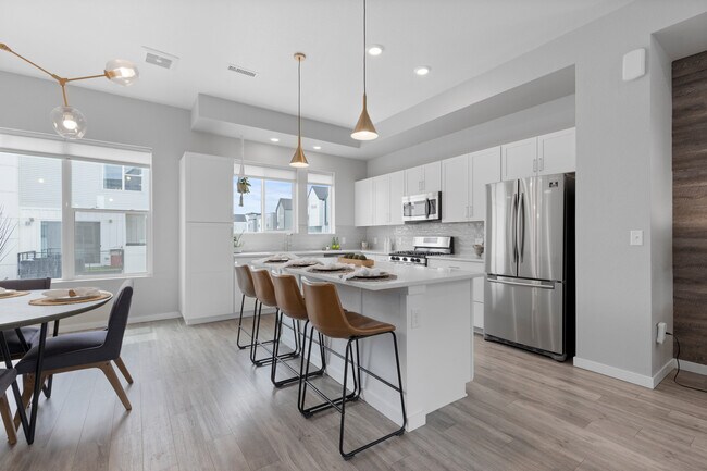 kitchen - 1691 W 67th Cir