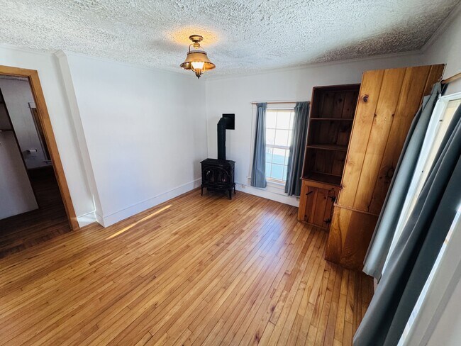 Foto del edificio - 240 Pine St