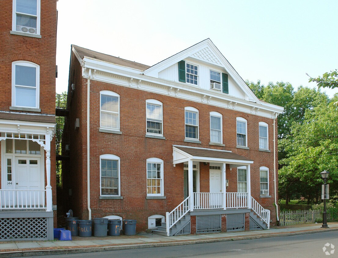 Building Photo - 140-144 Union St