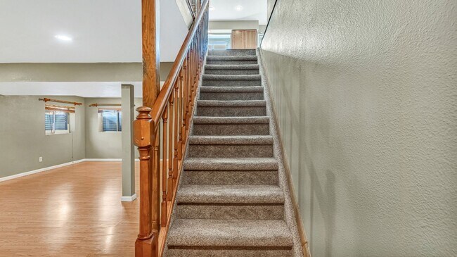 Building Photo - Beautiful 4 Bed 4 Bath Home!!!