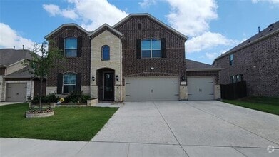 Building Photo - 10231 Sovereign Dr