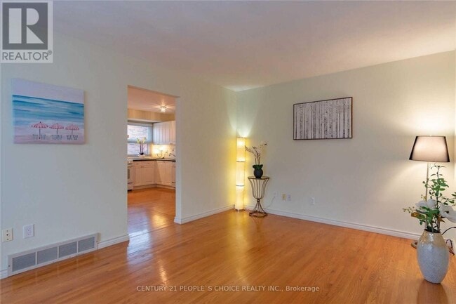 Building Photo - 25 Darlington Dr