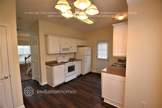 Foto del edificio - 12033 Mourning Dove Ln