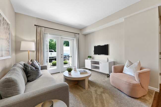 Building Photo - Lawndale Commons