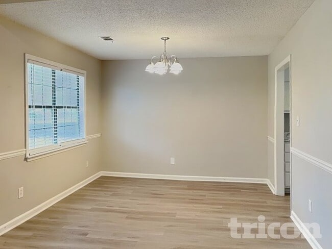 Building Photo - 11069 Hunters Ln