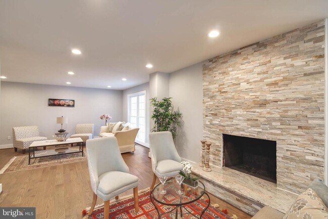 Foto del edificio - 6626 Weatheford Ct
