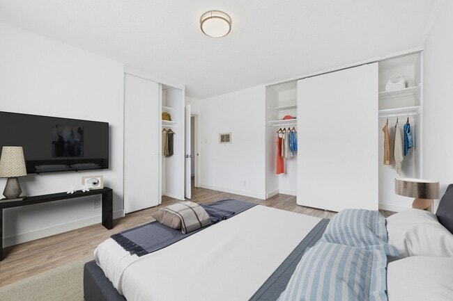 Building Photo - Hobart Continental Apartments