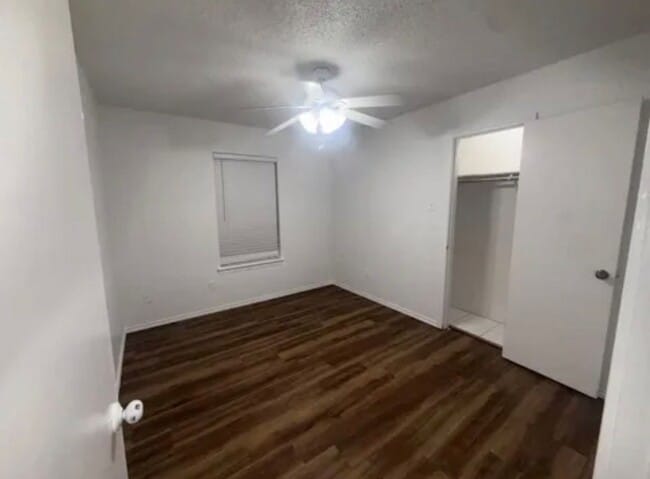 Building Photo - Well-maintained 3-bedroom, 2-bath home