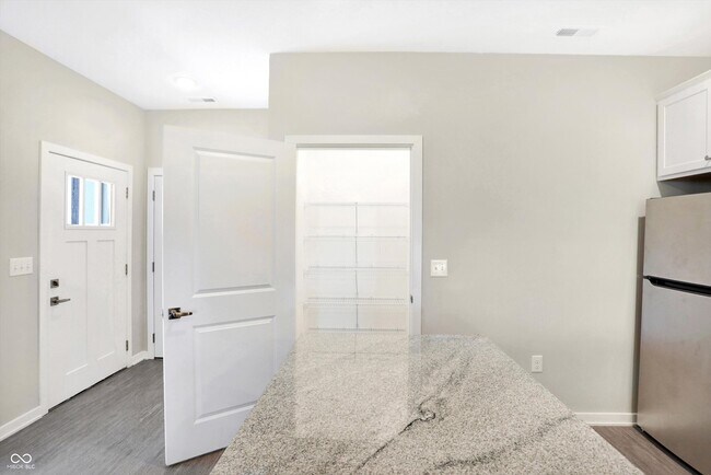 Building Photo - 27 Cypress Dr