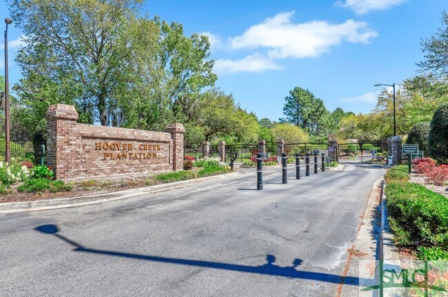 Foto del edificio - 12300 Apache Ave