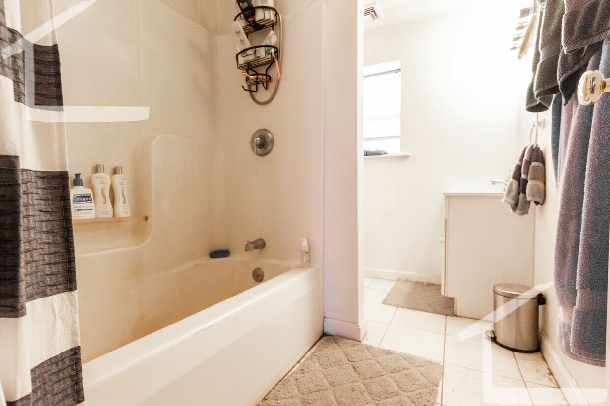 Foto del edificio - HOTT 2 BED IN ALLSTON!!!!!!!