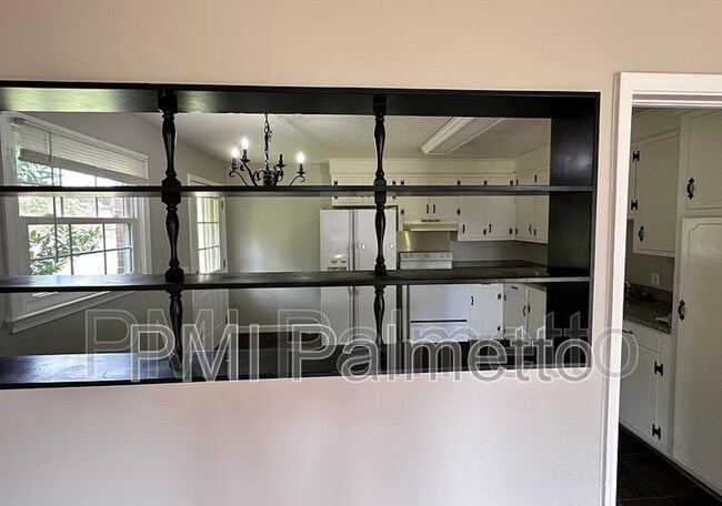 Foto del edificio - 145 Gala Dr