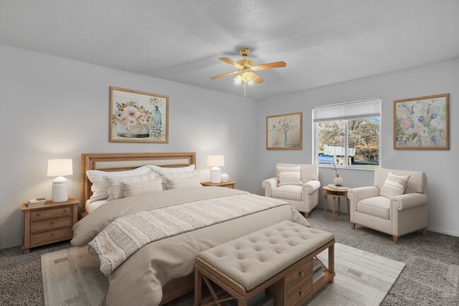 2 Bedroom | Master Bedroom - Savannah Ridge