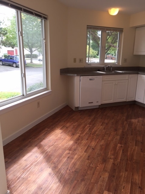 Interior Photo - Rosewood Apartments