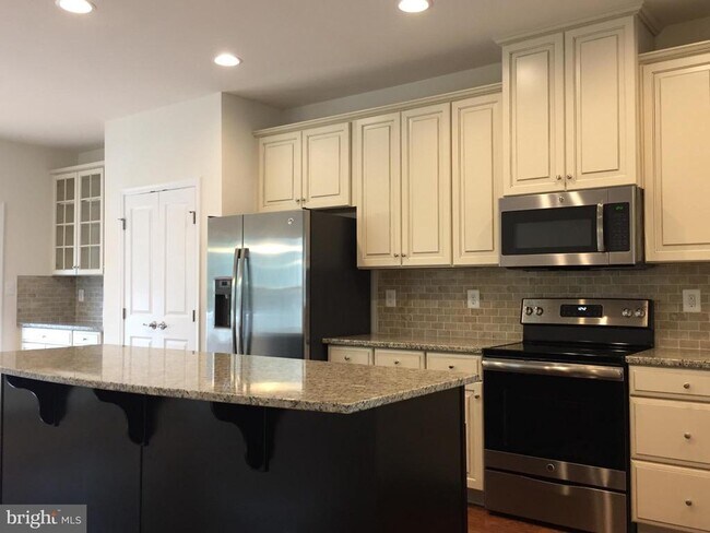 Foto del edificio - 10749 Hinton Wy