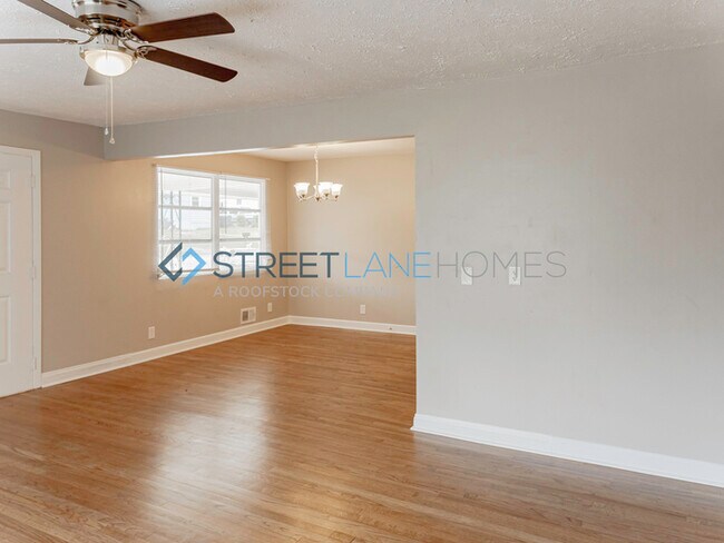 Building Photo - 1227 Radiance Dr