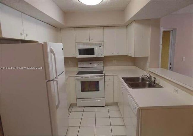 Building Photo - 5550 NW 61st St