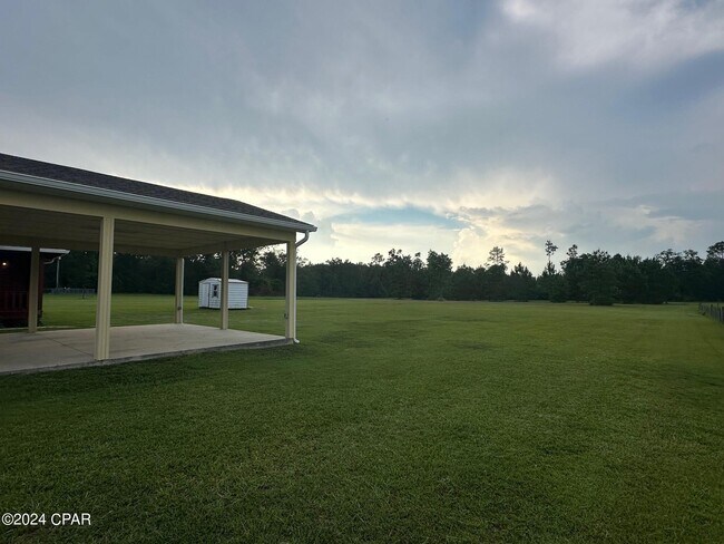 Foto del edificio - 4158 Thompson Rd