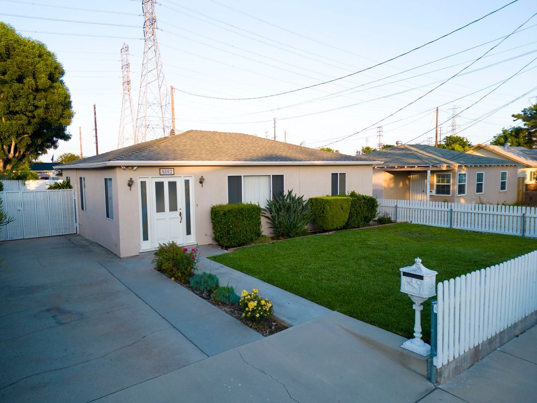 Foto principal - 5802 N Vista St