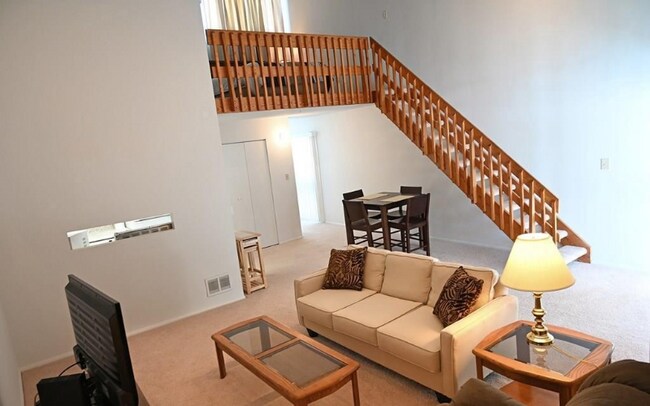 Foto del edificio - 802 Stratford Dr