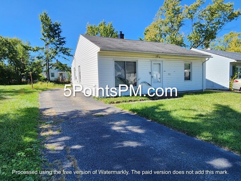 Foto principal - 4424 E 158th St