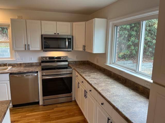 Foto del edificio - 190 Long John Dr