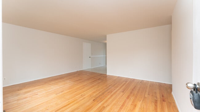 Foto del edificio - 16321 127th Pl SE