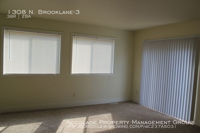 Building Photo - Nice 3bd 1 1/2ba Townhouse close to CWU
