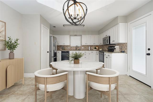 Foto del edificio - 7205 Windcrest Ct E