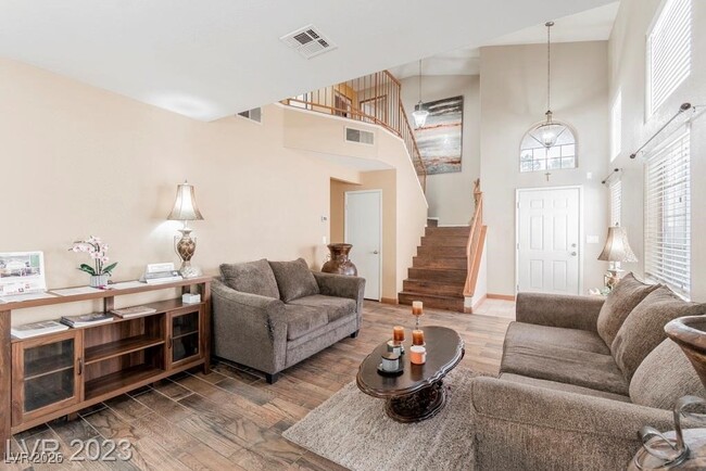 Building Photo - 1216 Olvera Way