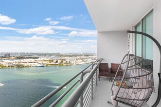 Building Photo - 335 Biscayne Blvd