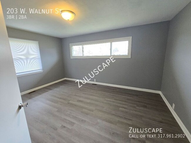 Building Photo - Recently rehabbed 3 bed/1.5 bath ranch in ...