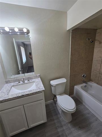Foto del edificio - 7130 Hedge Dr