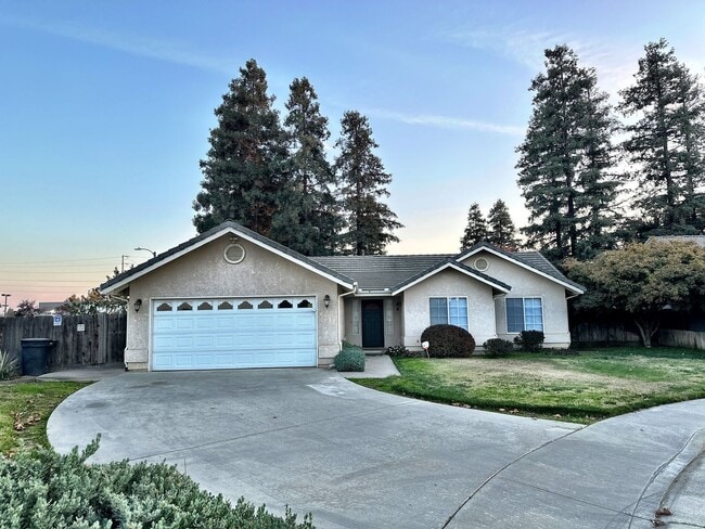 Foto del edificio - 3707 W Hemlock Ct