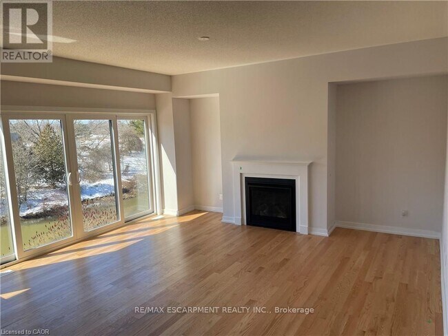 Building Photo - 26 Trailside Dr