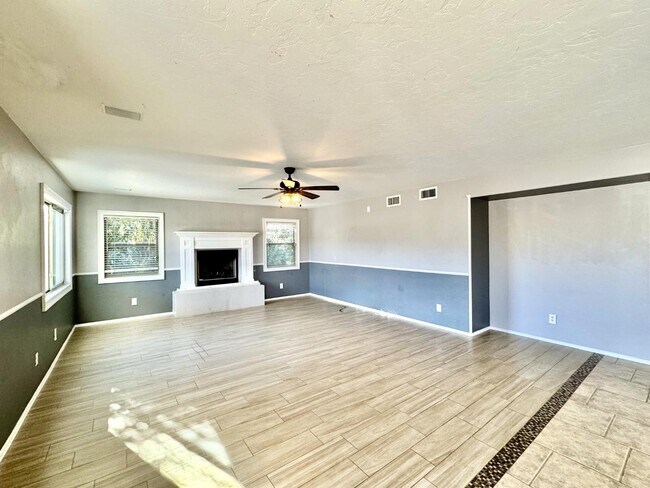 Foto del edificio - 12768 N Lantern Way