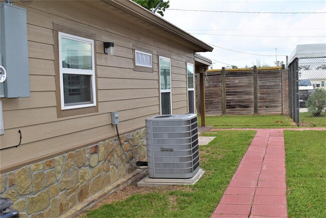 Foto del edificio - 412 Pecan St