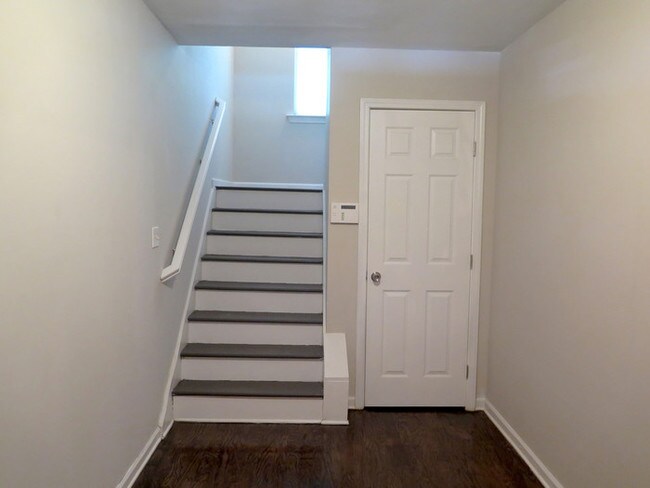 Foto del edificio - Townhouse in West Atlanta