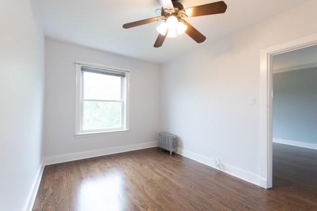 Foto del edificio - 1730 W Foster Ave