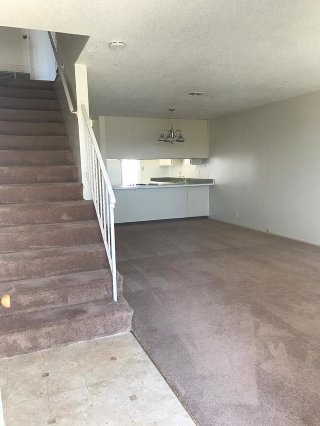 Foto del edificio - 2 bedroom in Vallejo CA 94591-4981