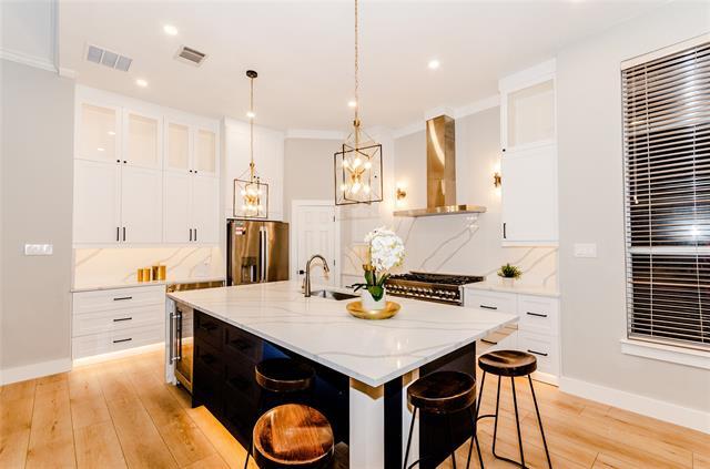 Foto principal - 905 Rolling Meadows Ct
