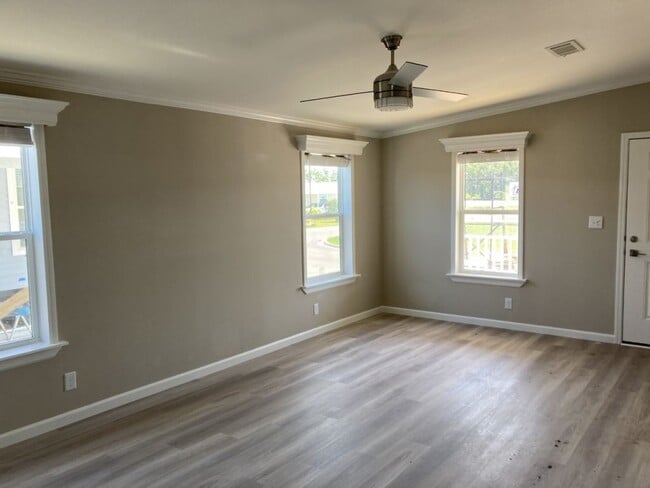 Foto del edificio - 3630 Vine Trl