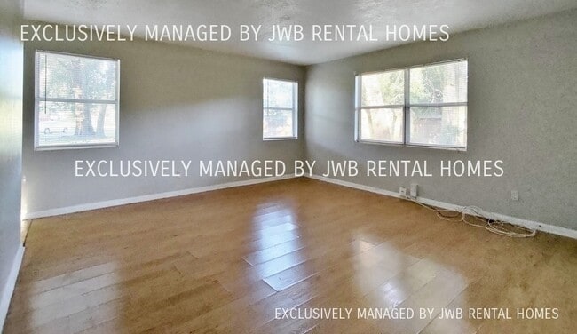 Building Photo - 2119 Corot Ct