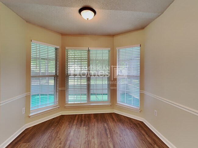 Building Photo - 7409 Bridle Cove