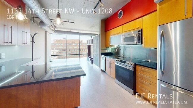 Building Photo - 1133 14th St NW